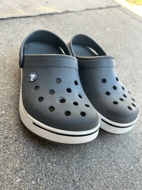 CROCS Two-Tone Charcoal Gray Slip-On Clogs Size J3